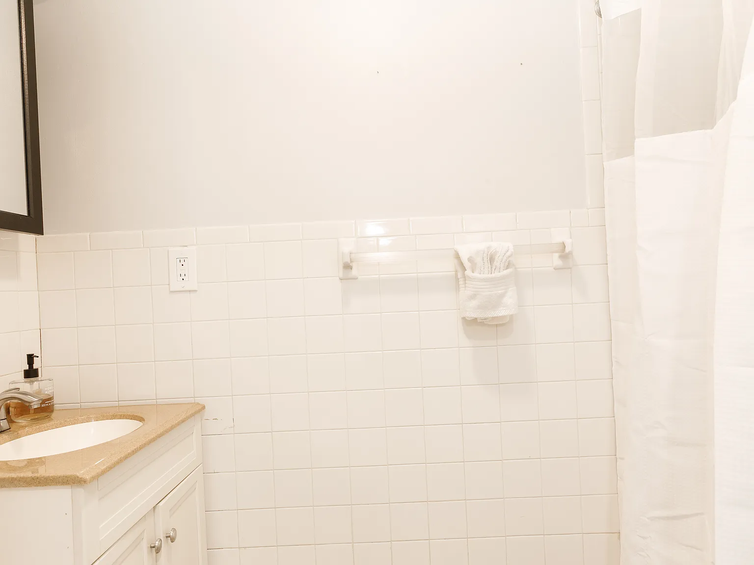 1 bed, $1,950 — Photo 1