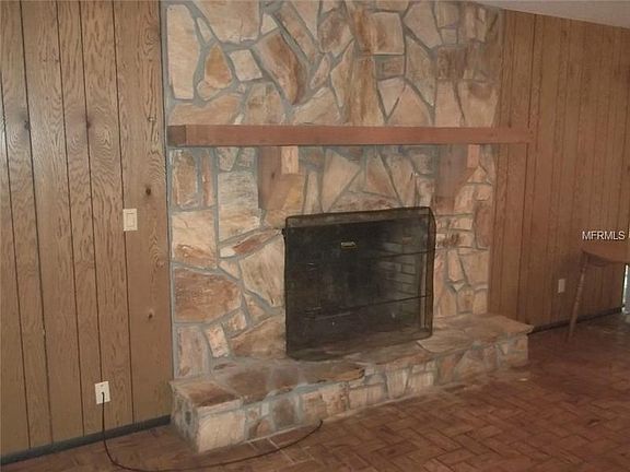 3rd image of 11304 Burberry Ct