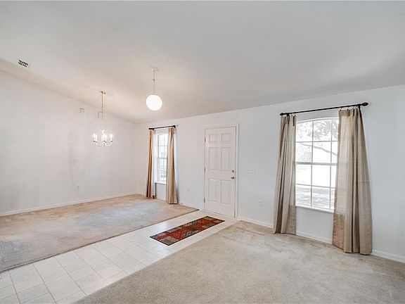 3rd image of 3649 Wellington Pl