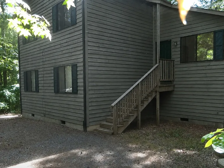 1515 Partridgeberry Rd #B — Photo 10