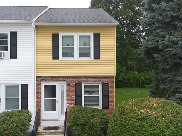 13 Mountainshire Dr #13, Worcester, MA 01606