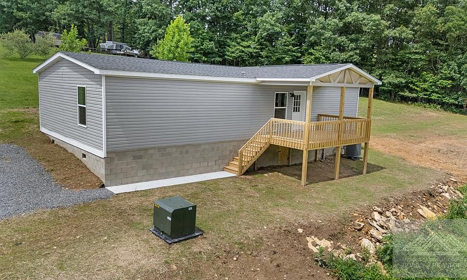 1st image of 587 Foothills Ln