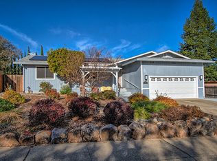 3268 Auburn Dr, Redding, CA 96001