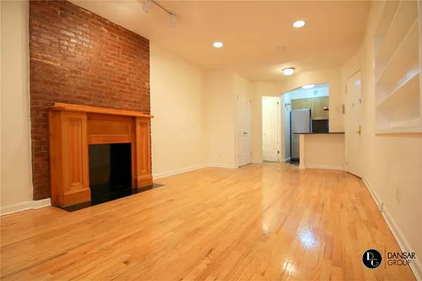 Rented by JK Dansar Corp | media 34