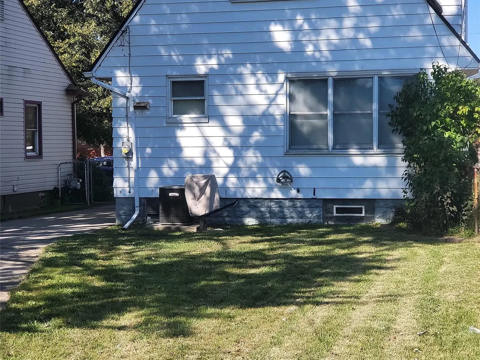 3 bed, 924 sqft, $1,600 — Photo 4