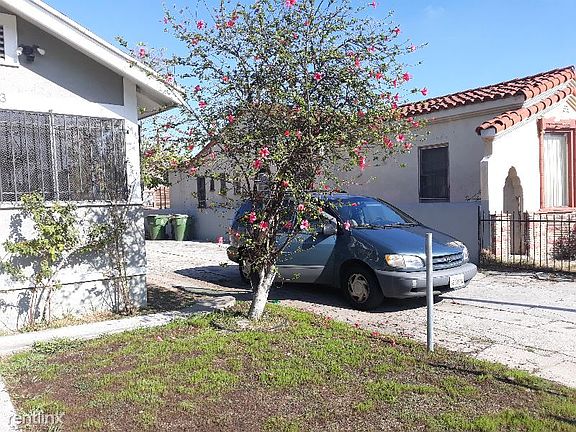 4th image of 923 W 84th St