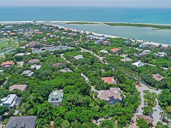 5th image of 913 Raymond Ct Lot 24