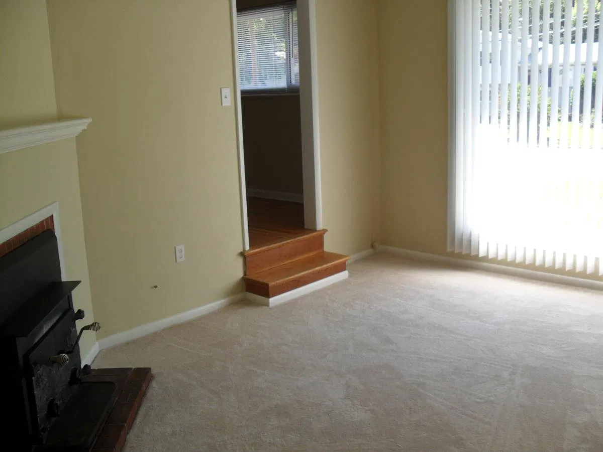 3 bed, 1616 sqft, $2,200 — Photo 2