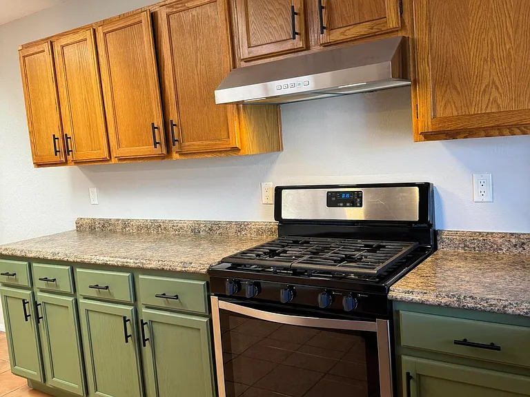 5516 Delhi St NE — Photo 6