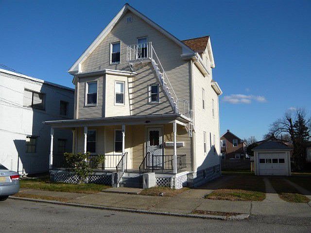 1st image of 10 Berkeley St