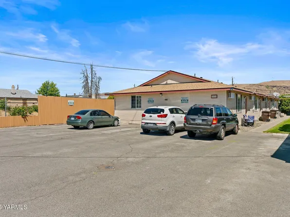 1613 Garrett St, Yakima, WA 98902