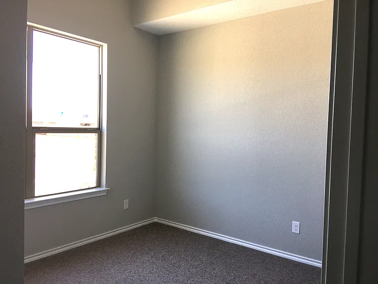 601 Long Prairie Dr — Photo 24