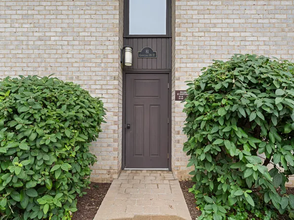 81 Courtland Avenue #12, Stamford, CT 06902