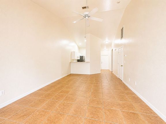 5th image of 509 NE 24th Pl