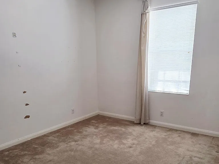 Tall Oaks Cir — Photo 21