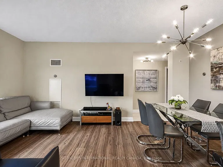 24 Woodstream Blvd #312 — Photo 7