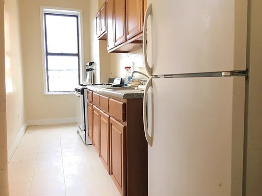 Rented by Bohemia Realty Group | media 39