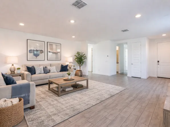 17066 W Artemisa Ave, Surprise, AZ 85387