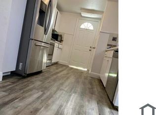 915 E Chilkoot Ave #4, Tampa, FL 33612