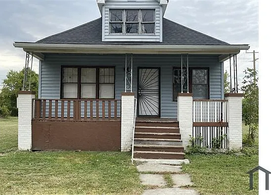 7008 Palmetto St — Photo 2