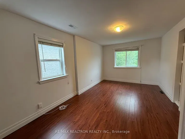 223 Pleasant Ave #MAIN AND UPPER — Photo 10