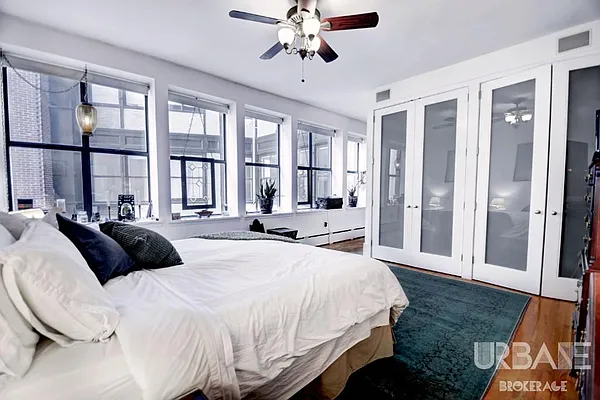 Rented by Urbane Brokerage | media 35