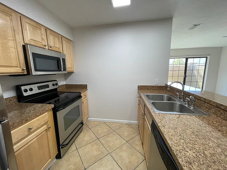 208 S Habana Ave #208F — Photo 8
