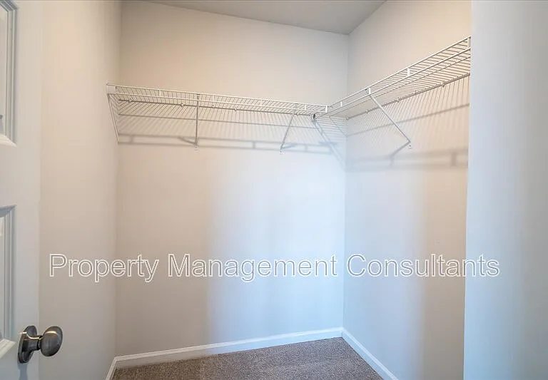 4151 Hudson Ct — Photo 15