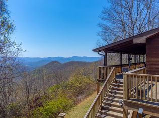 672 Summit Ridge Rd, Franklin, NC 28734