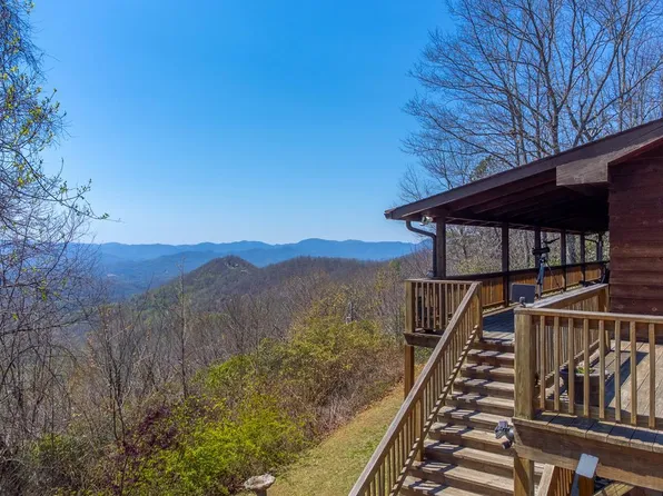 672 Summit Ridge Rd, Franklin, NC 28734