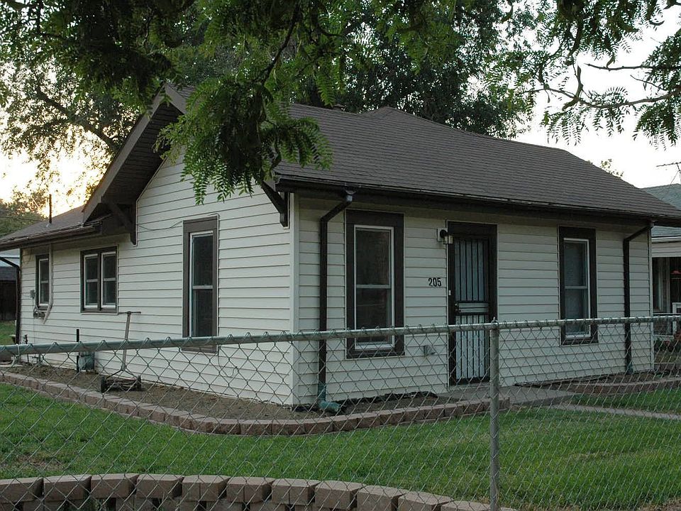 Large corner lot