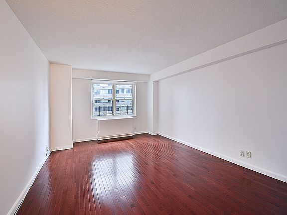 5th image of 400 E 54th St APT 20A