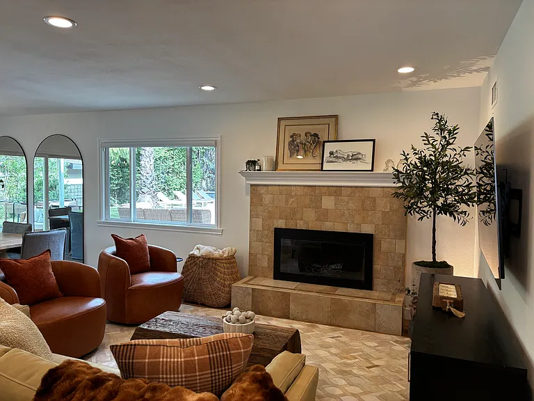 4410 Canoga Dr — Photo 56