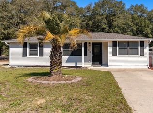 122 Chessher Ct, Crestview, FL 32539