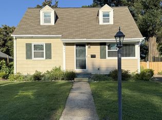 6621 Cavalier Dr, Alexandria, VA 22307
