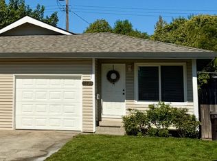 7025 Amsterdam Ave, Citrus Heights, CA 95621