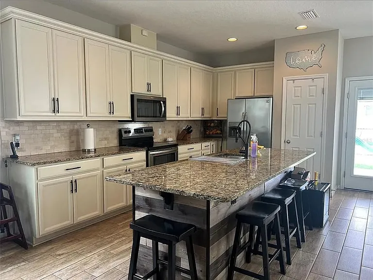 5160 Autumn Ridge Dr — Photo 31