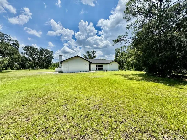 5812 N Dormany Rd, Plant City, FL 33565