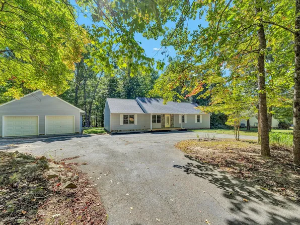 1264 Jamestown Rd, Rocky Mount, VA 24151
