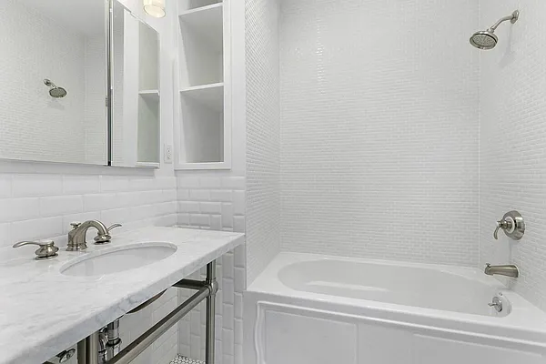 Rented by Compass | media 12