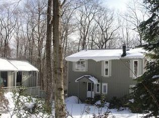 25 Fox Crossing Rd, Bridgton, ME 04009