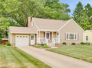 454 Tallwood Dr, Barberton, OH