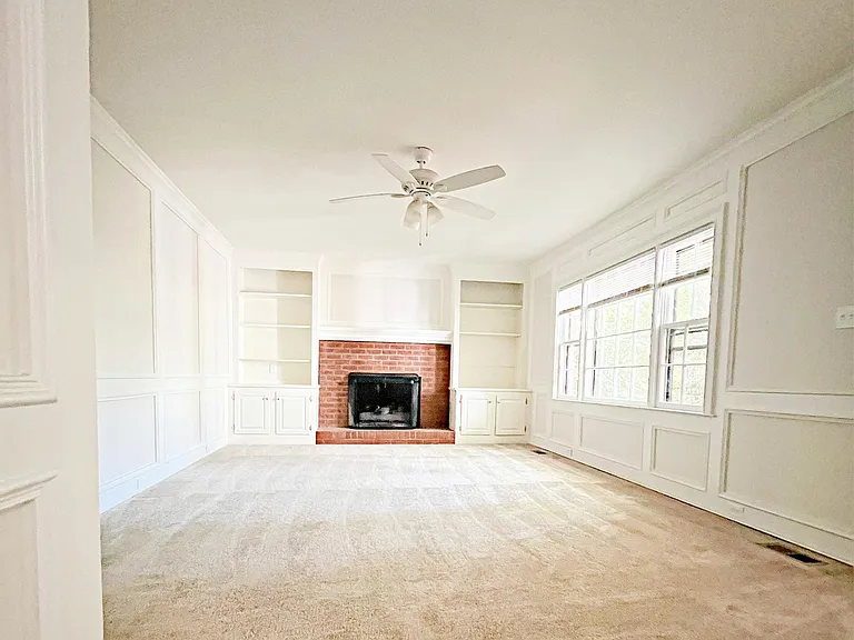 1863 Withmere Way — Photo 5