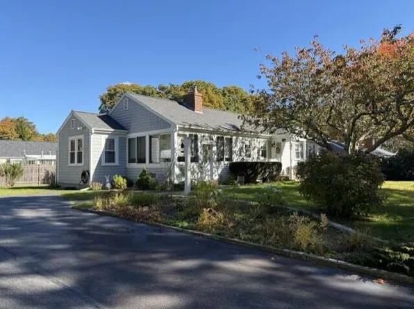 4 Broxburn Street, Harwich, MA 02645