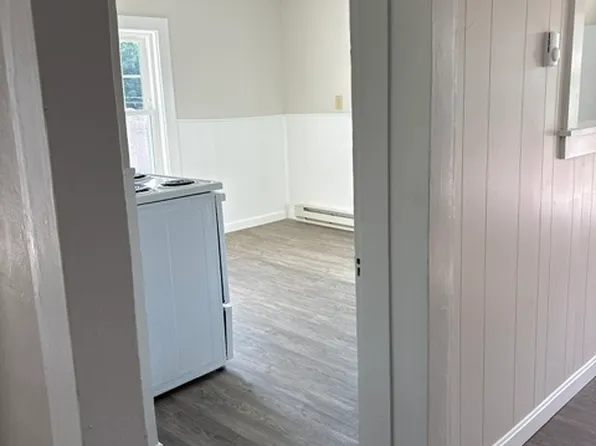 39 River St Unit 2, Jaffrey, NH 03452
