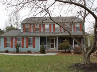 52 Barley Sheaf Rd, Flemington, NJ 08822