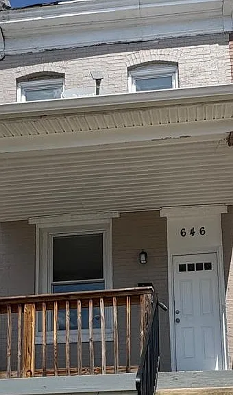 646 Cokesbury Ave — Photo 3