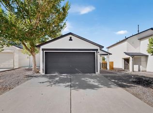 9715 Desert Pine Ave SW, Albuquerque, NM 87121