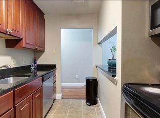 106 Eastern Ave APT 102, Manchester, NH 03104