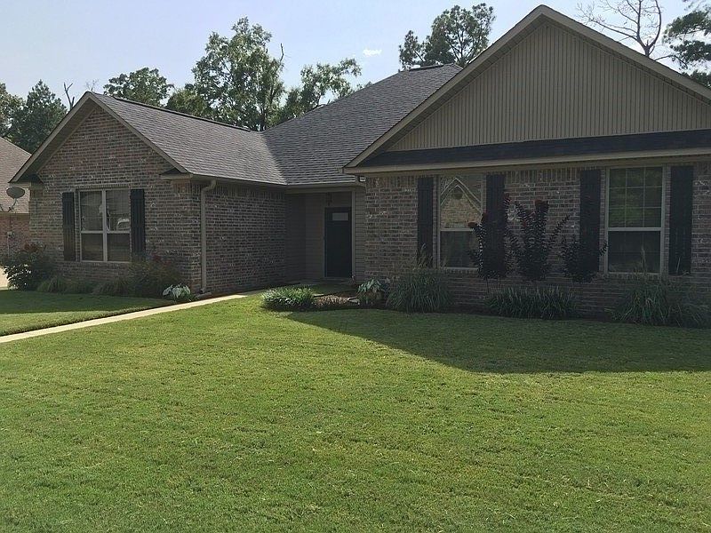 1st image of 7306 Palisades Dr